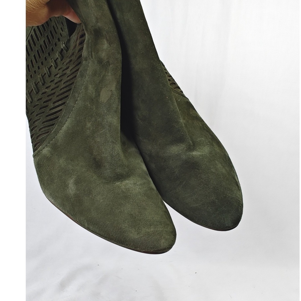 Vince Camuto Rotiena Ankle Boots Olive Green Suede Perforated Black Heel 9M - Picture 7 of 9